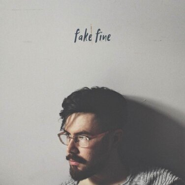 ROBERT GRACE RELEASES THE VIDEO TO HIS HIT SINGLE “FAKE FINE”!