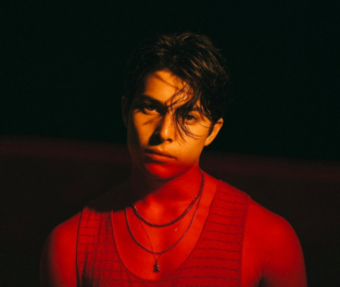 Spencer Barnett’s “Slow It Down” is the Perfect Fall Indie-Pop Anthem