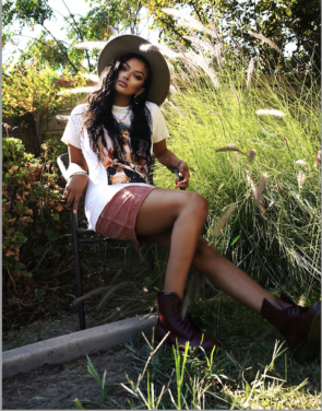 Connect with Chrissy