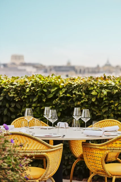 Parisian Cafés | Le Jardin De Cheval Blanc