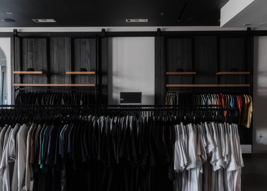 My Favorite Places to Shop for Vintage Clothing