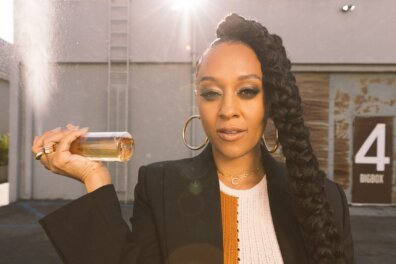 Love Your Curls with 4U by Tia