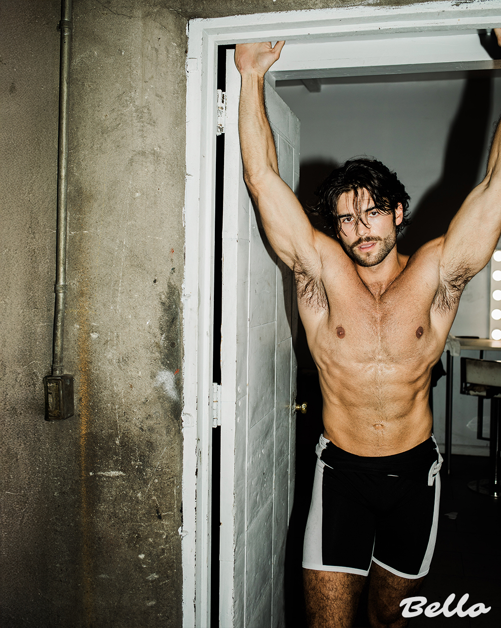 BELLOGinHunterRoar06